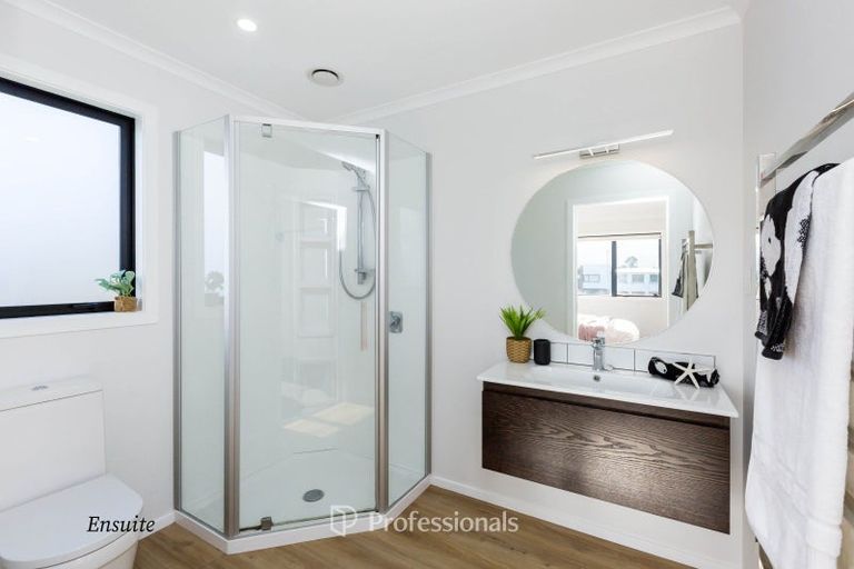 Photo of property in 7 Desert Gold Lane, Wallaceville, Upper Hutt, 5018