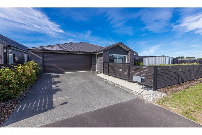 Photo of property in 19 Heney Street, Kaiapoi, 7630