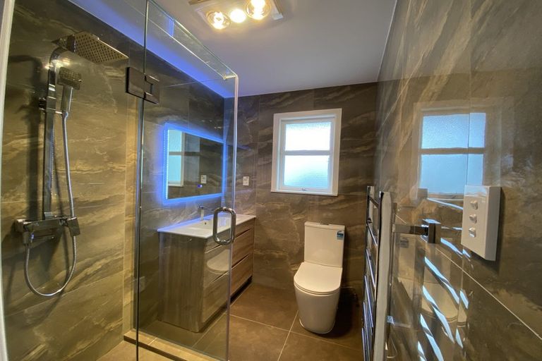 Photo of property in 30 Megan Avenue, Pakuranga Heights, Auckland, 2010