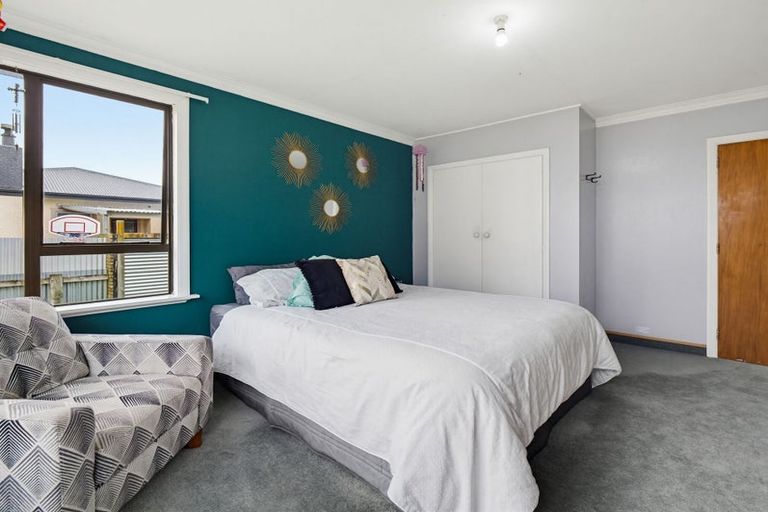 Photo of property in 17 Neptune Street, Dannevirke, 4930
