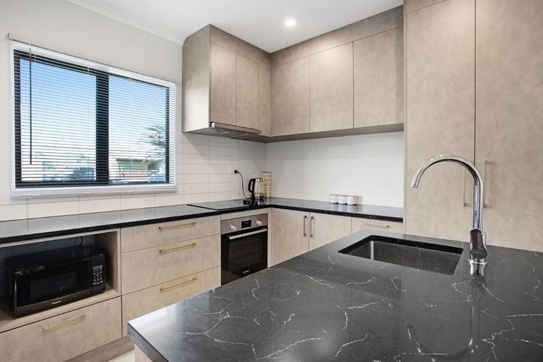 Photo of property in 21a Ventura Street, Mangere, Auckland, 2022