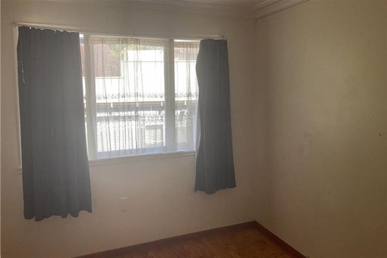 Photo of property in 157 Don Buck Road, Massey, Auckland, 0614