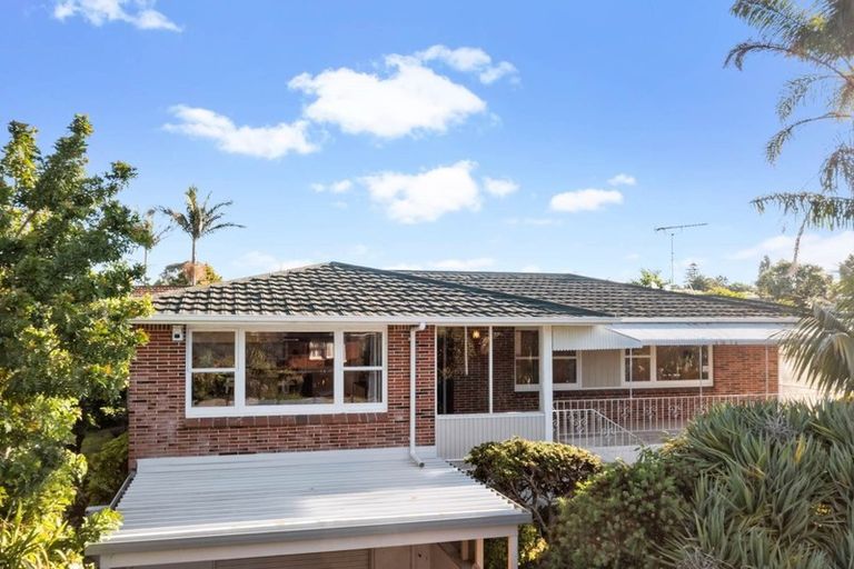 Photo of property in 2 Imatra Place, Sunnyhills, Auckland, 2010