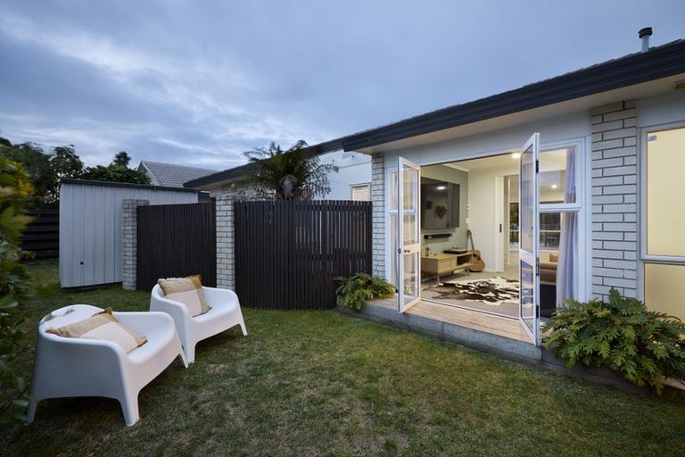 Photo of property in 22 Lotus Avenue, Mount Maunganui, 3116