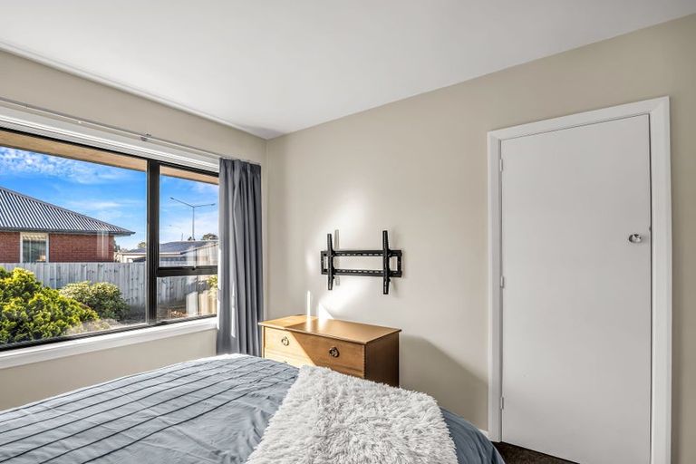 Photo of property in 409 Main Road North, Redwood, Christchurch, 8051