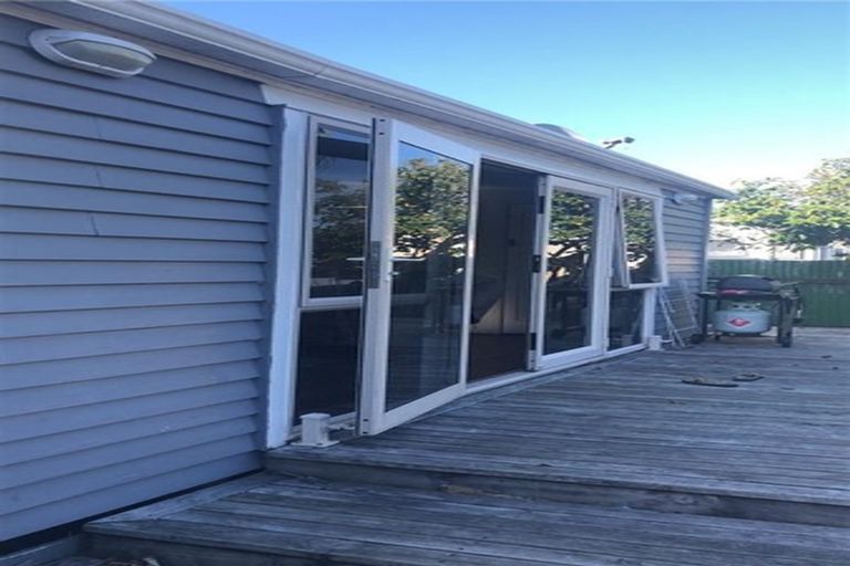 Photo of property in 88 Tukapa Street, Westown, New Plymouth, 4310