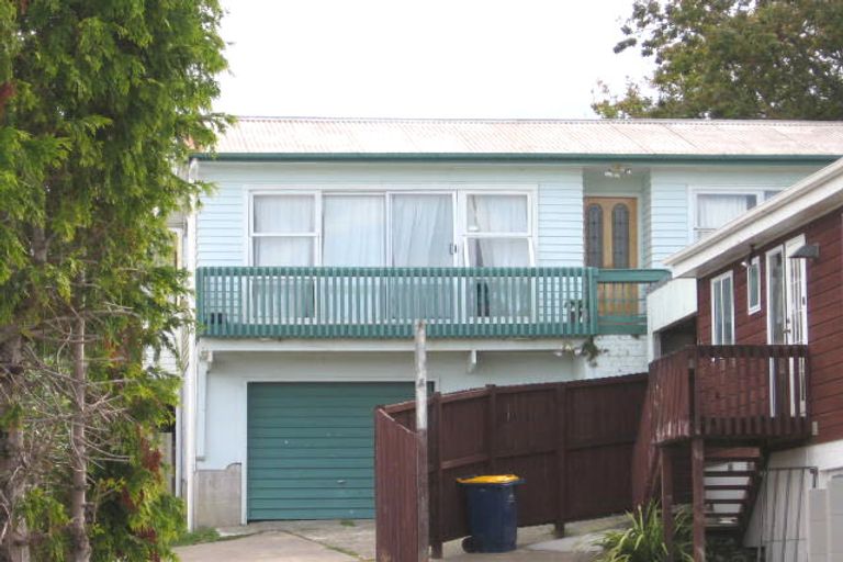 Photo of property in 1/4 Stredwick Drive, Torbay, Auckland, 0630