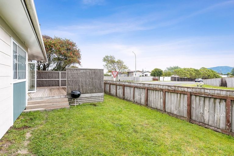 Photo of property in 57 Mazengarb Road, Paraparaumu Beach, Paraparaumu, 5032