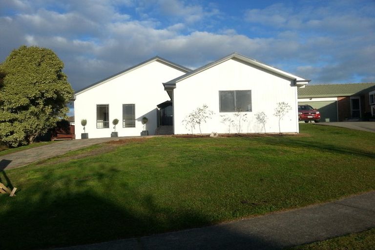 Photo of property in 11 Glencoe Place, Nawton, Hamilton, 3200