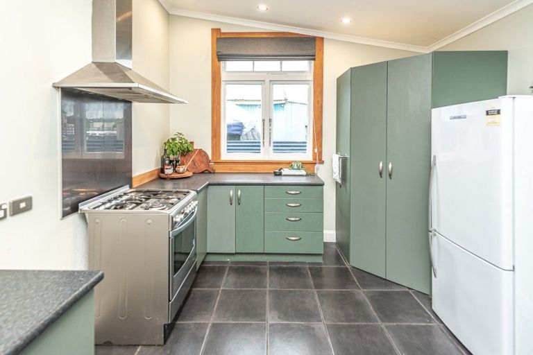 Photo of property in 32 Rangitikei Street, Whanganui East, Whanganui, 4500