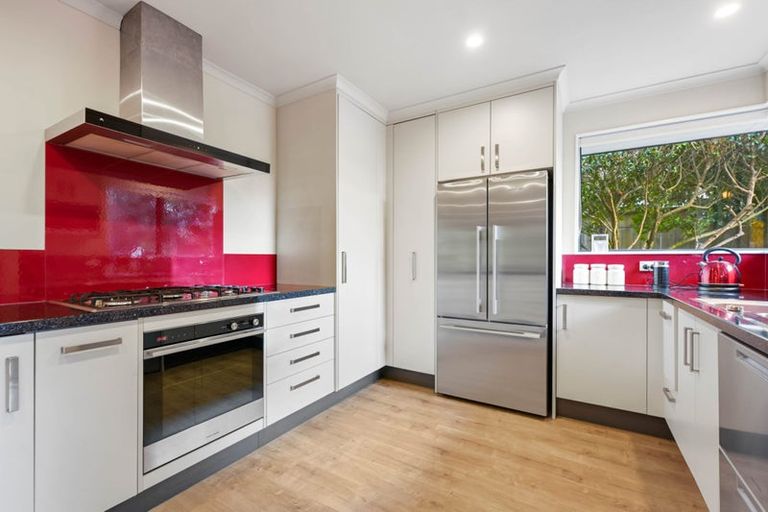 Photo of property in 6 Inveraray Place, Nawton, Hamilton, 3200