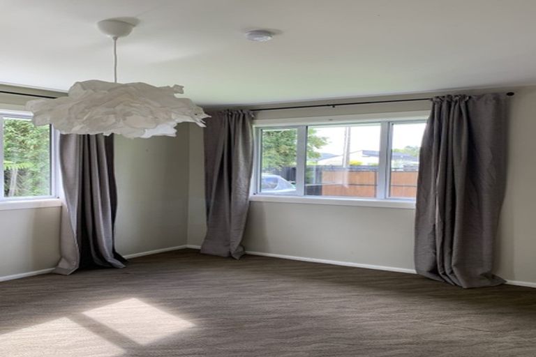 Photo of property in 283 Westminster Street, Mairehau, Christchurch, 8013