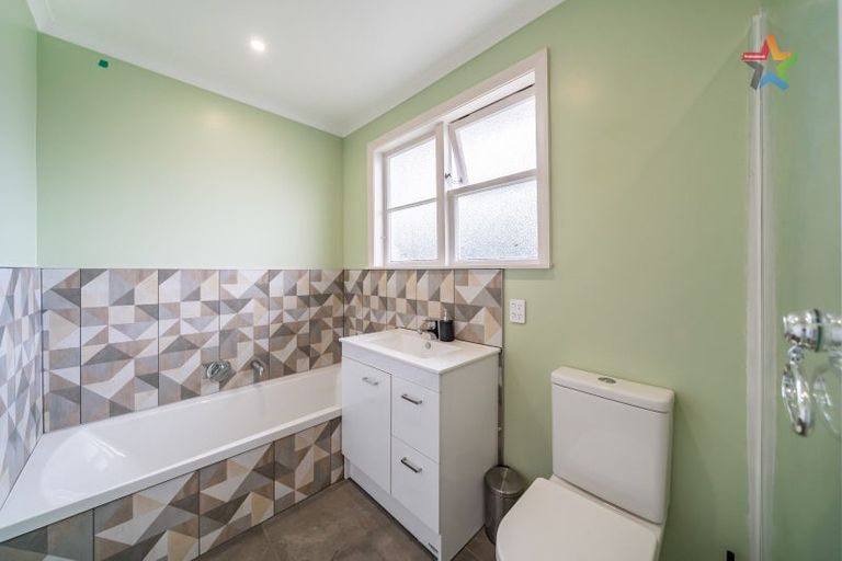 Photo of property in 2 Strand Crescent, Naenae, Lower Hutt, 5011