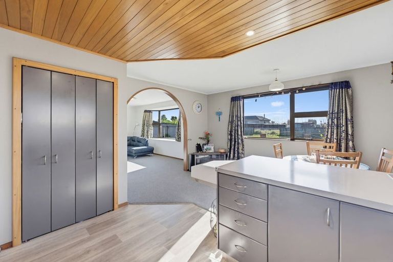 Photo of property in 13 Saint Leonards Road, Temuka, 7920