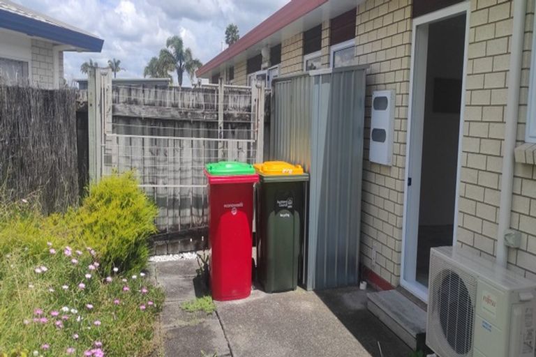 Photo of property in 96d Lakeside Drive, Orewa, 0931