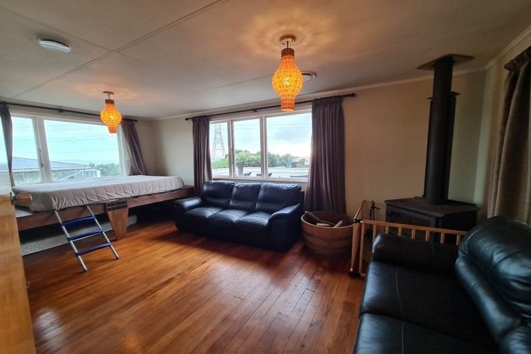 Photo of property in 65 Marama Crescent, Spotswood, New Plymouth, 4310