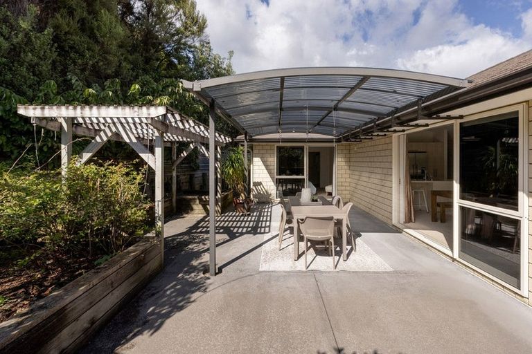 Photo of property in 16 Ellesmere Close, Pyes Pa, Tauranga, 3112