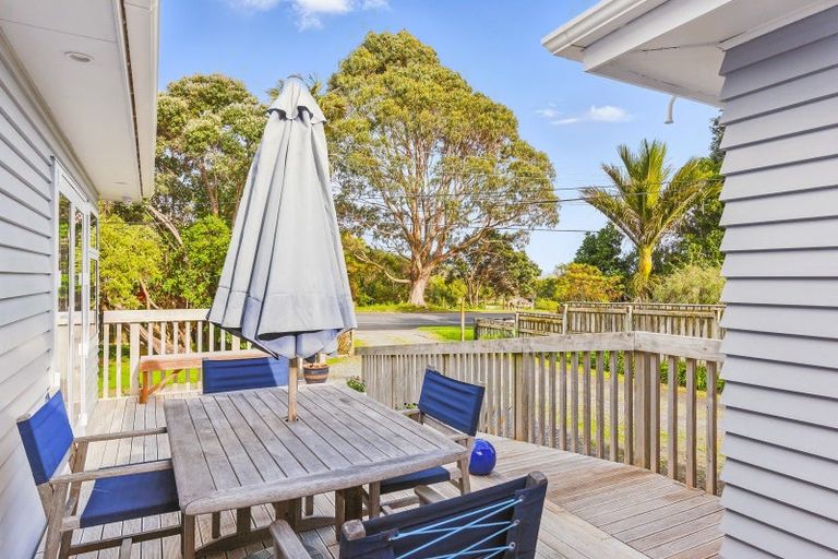 Photo of property in 31 Elizabeth Street, Waikanae, 5036