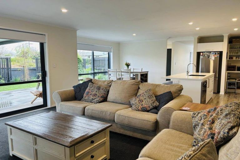 Photo of property in 20 Dee Street, Otane, 4202