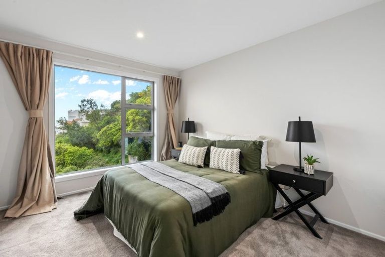 Photo of property in 4 Homebush Road, Khandallah, Wellington, 6035