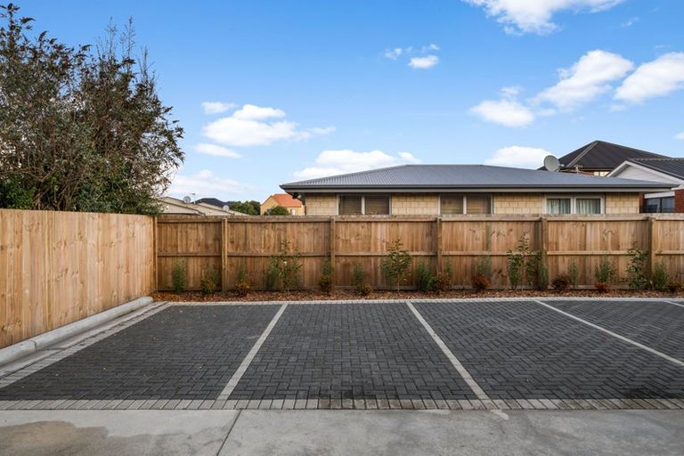 Photo of property in 95 Peverel Street, Riccarton, Christchurch, 8041