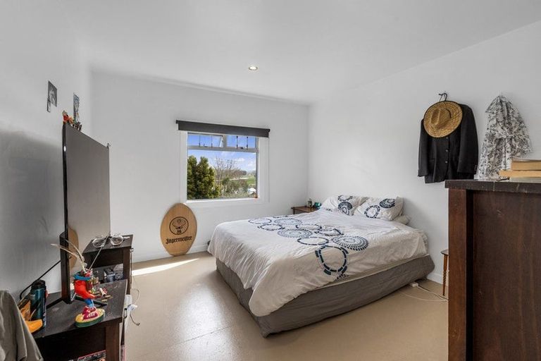 Photo of property in 33 Porter Crescent, Helensville, 0800