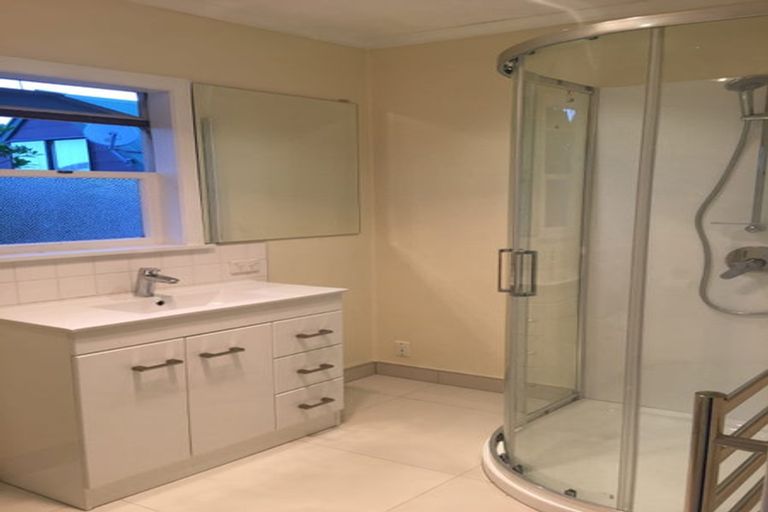 Photo of property in 53 Matai Road, Stanmore Bay, Whangaparaoa, 0932