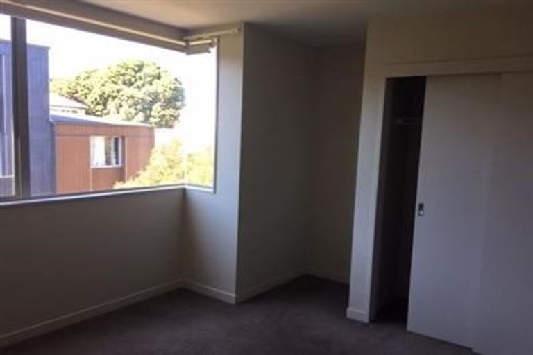 Photo of property in Altar Apartments, 28/120 Rintoul Street, Newtown, Wellington, 6021