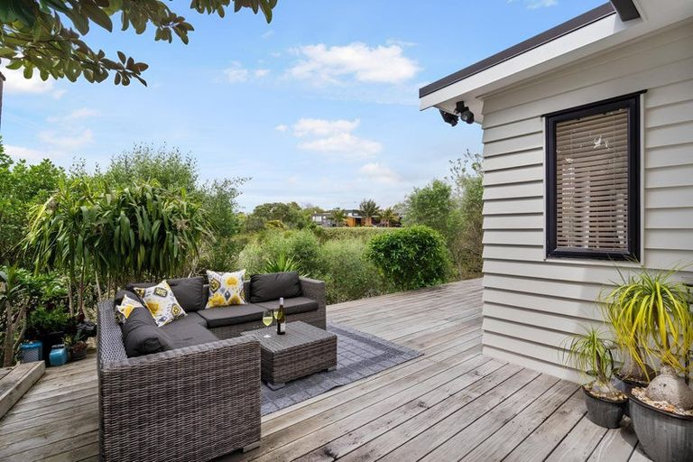 Photo of property in 27 Tamaki Drive, Pakuranga, Auckland, 2010