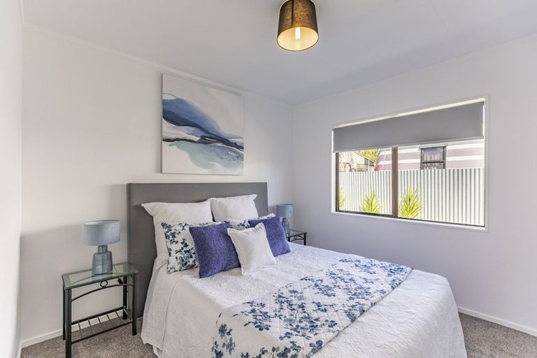 Photo of property in 19 Porritt Place, Waipukurau, 4200