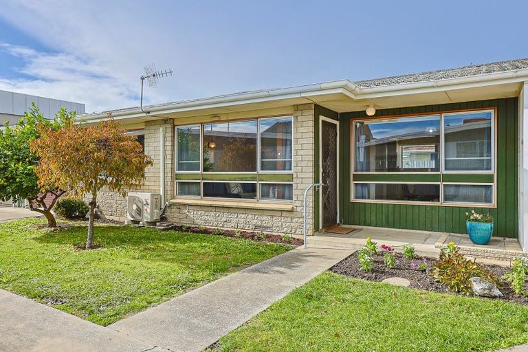 Photo of property in 2/505 Lyndon Road West, Hastings, 4122