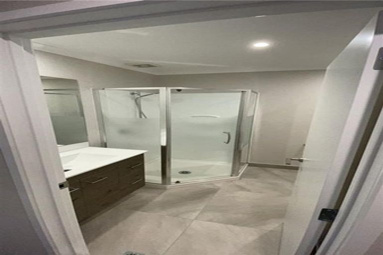 Photo of property in 68 Mapou Road, Hobsonville, Auckland, 0616