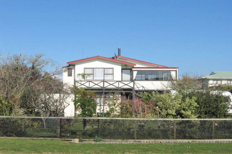 Photo of property in 22 Mercury Street, Whitianga, 3510