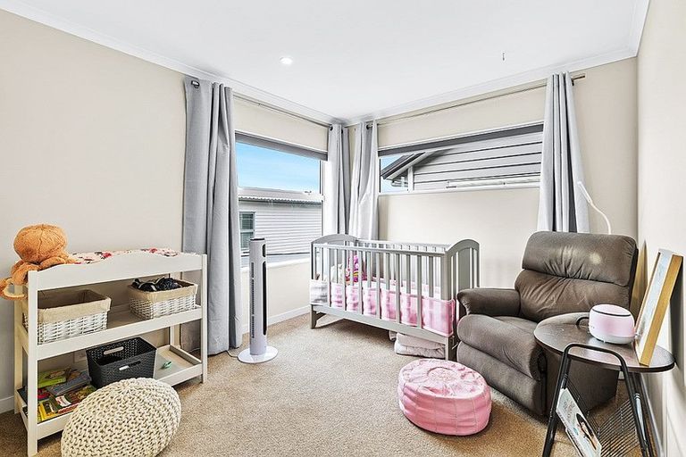 Photo of property in 36a Station Street, Hobsonville, Auckland, 0616