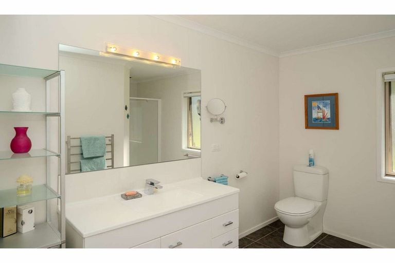 Photo of property in 24 Pickmere Lane, Kerikeri, 0230