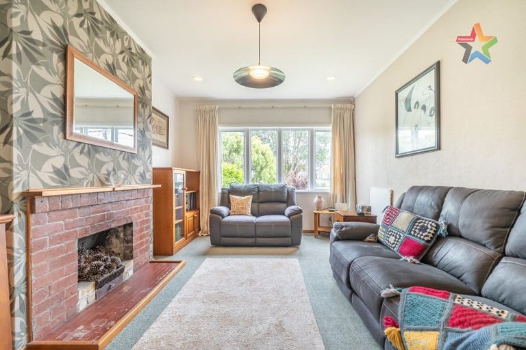 Photo of property in 27 Gadsby Street, Avalon, Lower Hutt, 5011