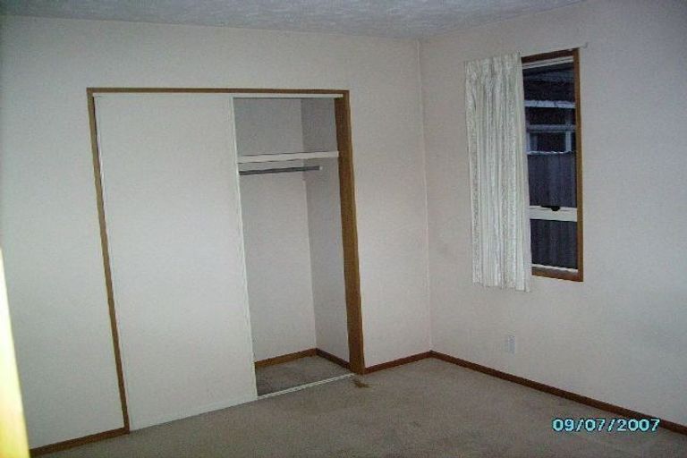 Photo of property in 2/15 Lyndon Street, Riccarton, Christchurch, 8011