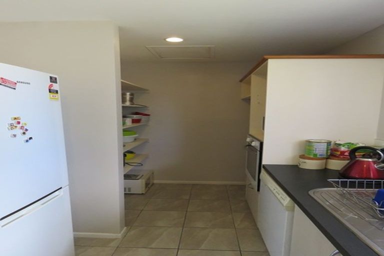Photo of property in 24 Camberwell Place, Avonhead, Christchurch, 8042