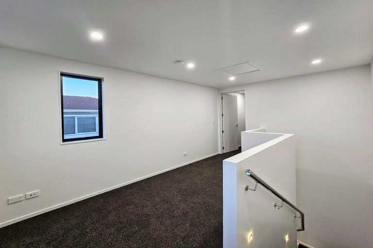 Photo of property in 8 Lewis Road, Pakuranga, Auckland, 2010