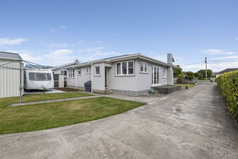 Photo of property in 162 Waihi Road, Hawera, 4610
