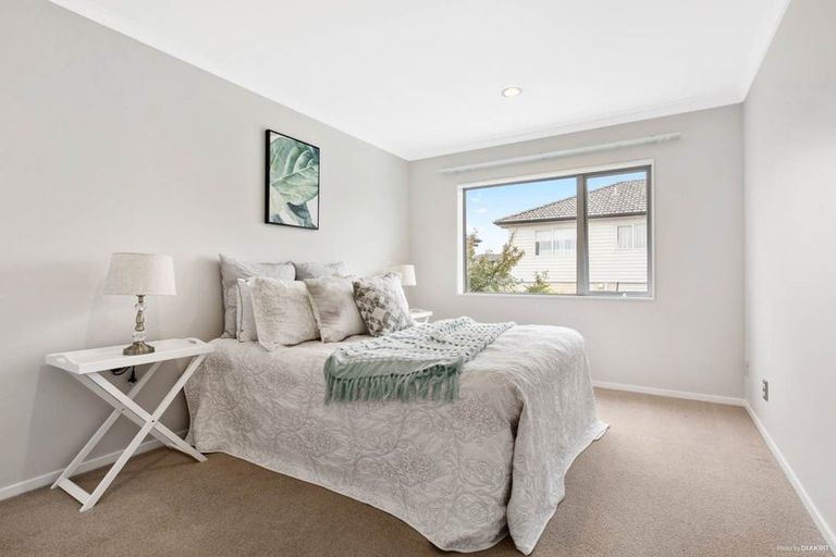 Photo of property in 10 Coolaghy Drive, Flat Bush, Auckland, 2019