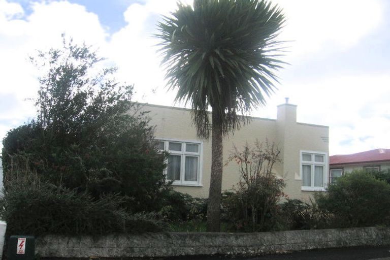 Photo of property in 21 Rewa Street, Takaro, Palmerston North, 4412