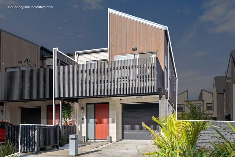 Photo of property in 3 Desalt Drive, Hobsonville, Auckland, 0616