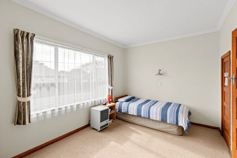 Photo of property in 8 Turi Street, Welbourn, New Plymouth, 4312