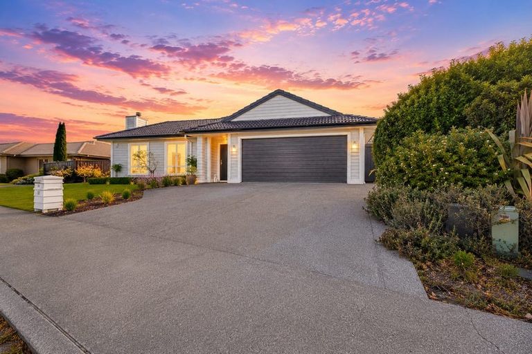 Photo of property in 46 Acacia Avenue, Rangiora, 7400