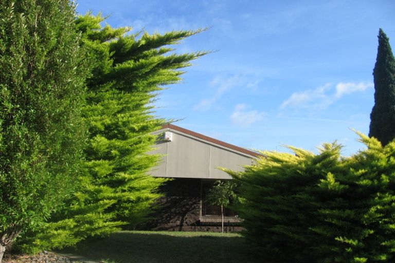 Photo of property in 62a Leeward Drive, Whitby, Porirua, 5024