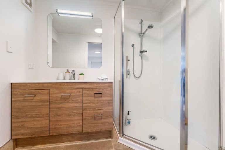 Photo of property in 30 Marine Parade, Mount Maunganui, 3116