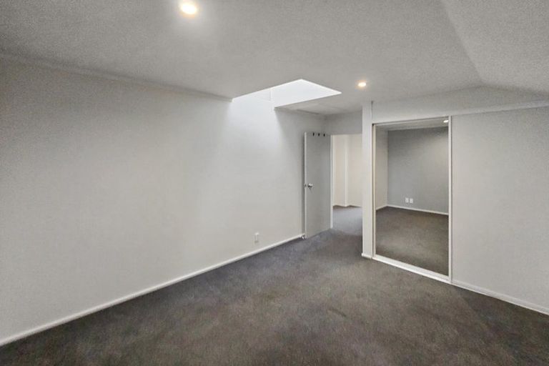 Photo of property in 4/8 Girton Terrace, Mount Cook, Wellington, 6021