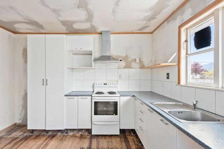 Photo of property in 63 Miro Street, Trentham, Upper Hutt, 5018