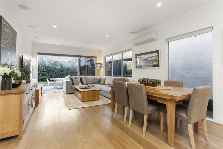 Photo of property in 17 Harakeke Road, Hobsonville, Auckland, 0616